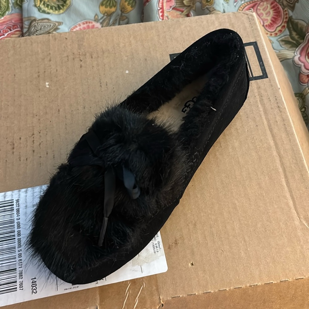 UGG moccasins. New in box. Size 7 women.